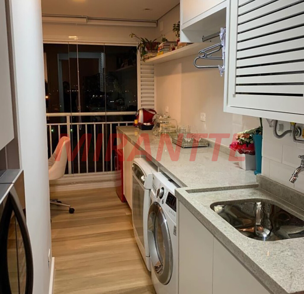 Apartamento de 62m² com 2 quartos em Vila Anastacio