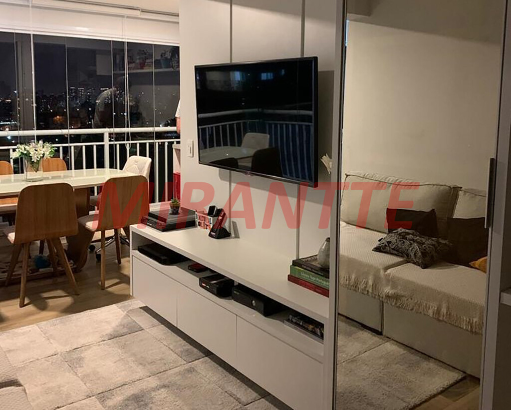 Apartamento de 62m² com 2 quartos em Vila Anastacio