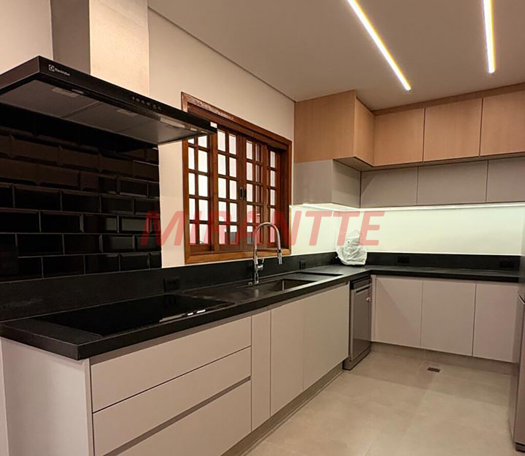Sobrado de 220m² com 3 quartos em Jardim São Paulo(Zona Norte)