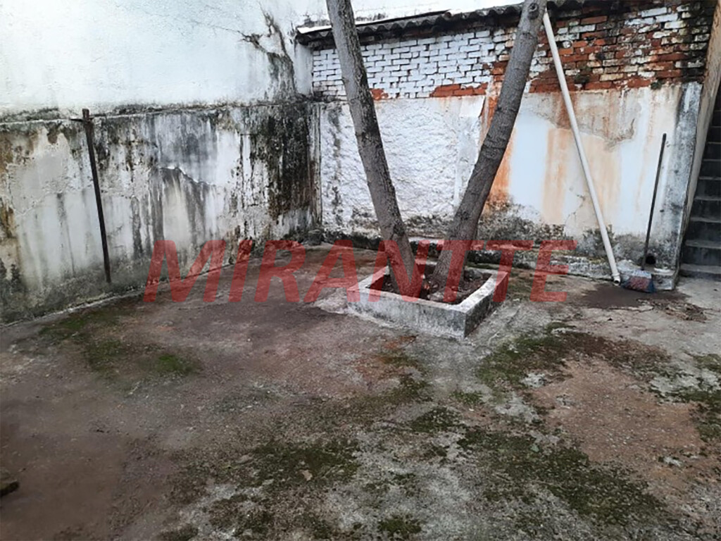 Casa terrea de 125m² com 2 quartos em Água Fria