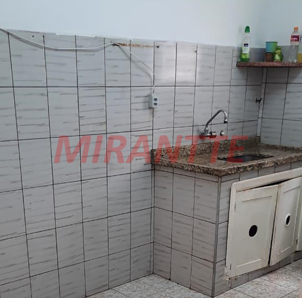 Casa terrea de 125m² com 2 quartos em Água Fria