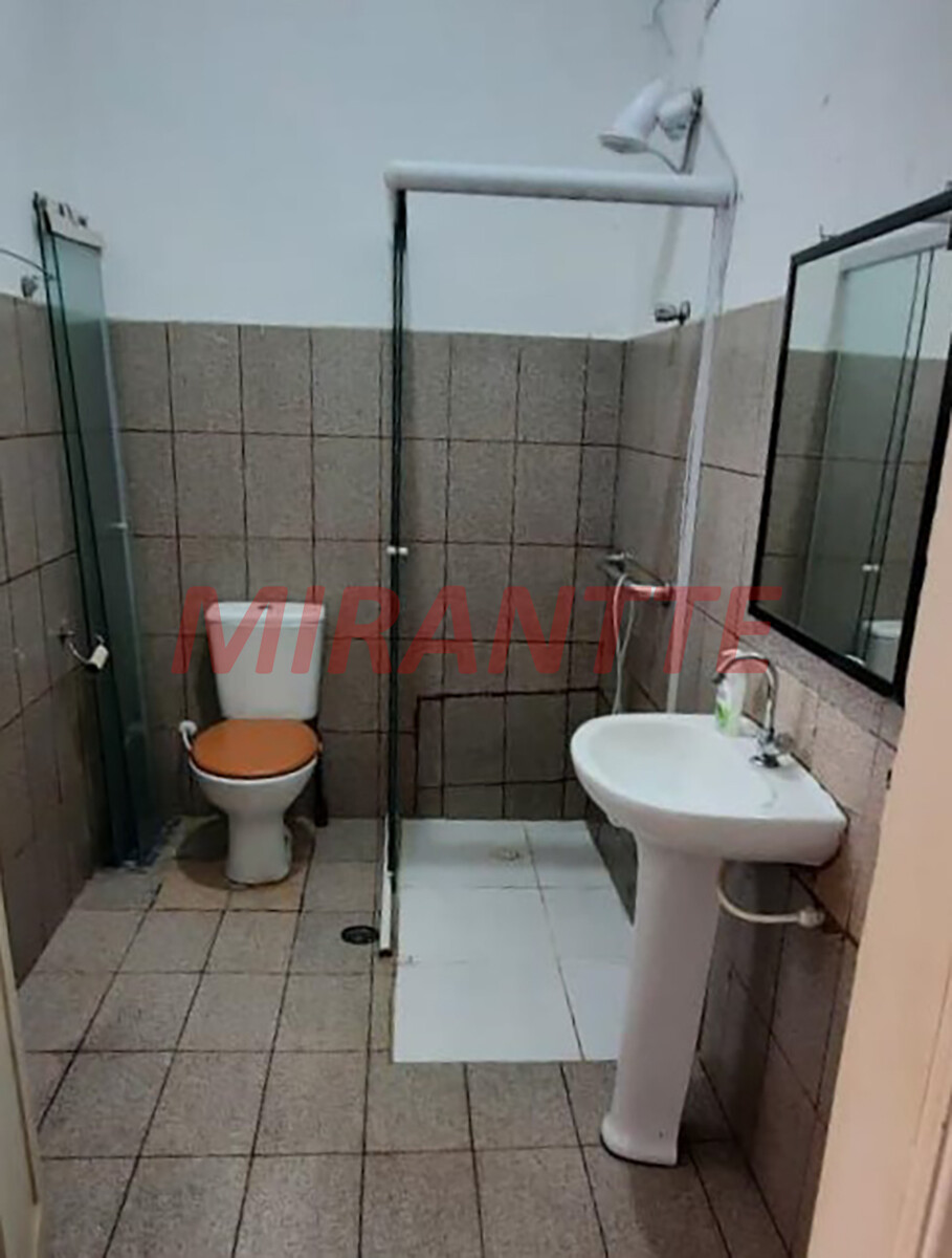Casa terrea de 125m² com 2 quartos em Água Fria