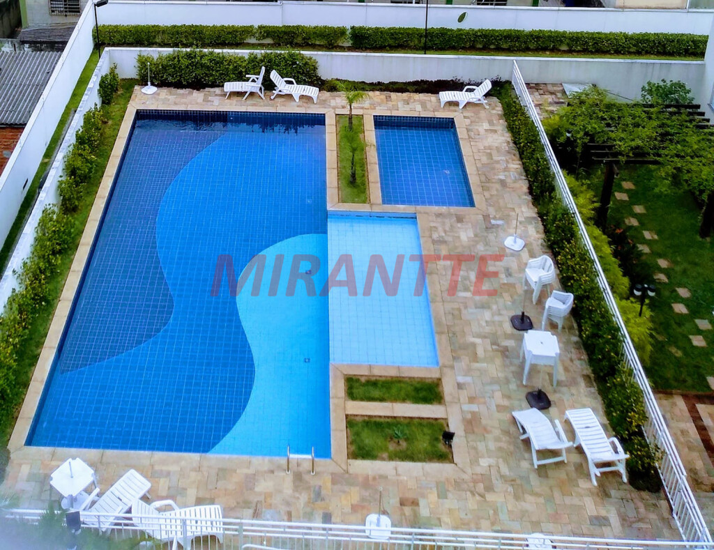 Apartamento de 65m² com 3 quartos em Limão