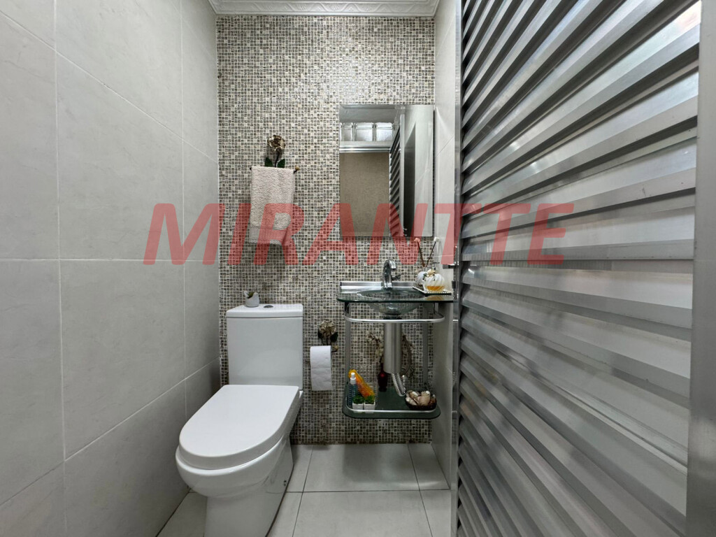Sobrado de 133m² com 3 quartos em Vila Medeiros