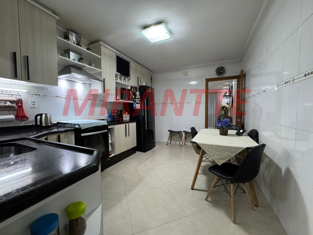Sobrado de 133m² com 3 quartos em Vila Medeiros