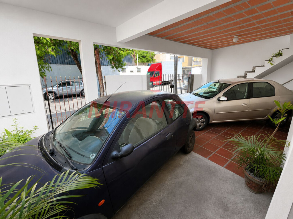 Sobrado de 138m² com 6 quartos em Parque Mandaqui