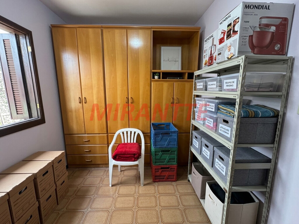 Sobrado de 138m² com 6 quartos em Parque Mandaqui