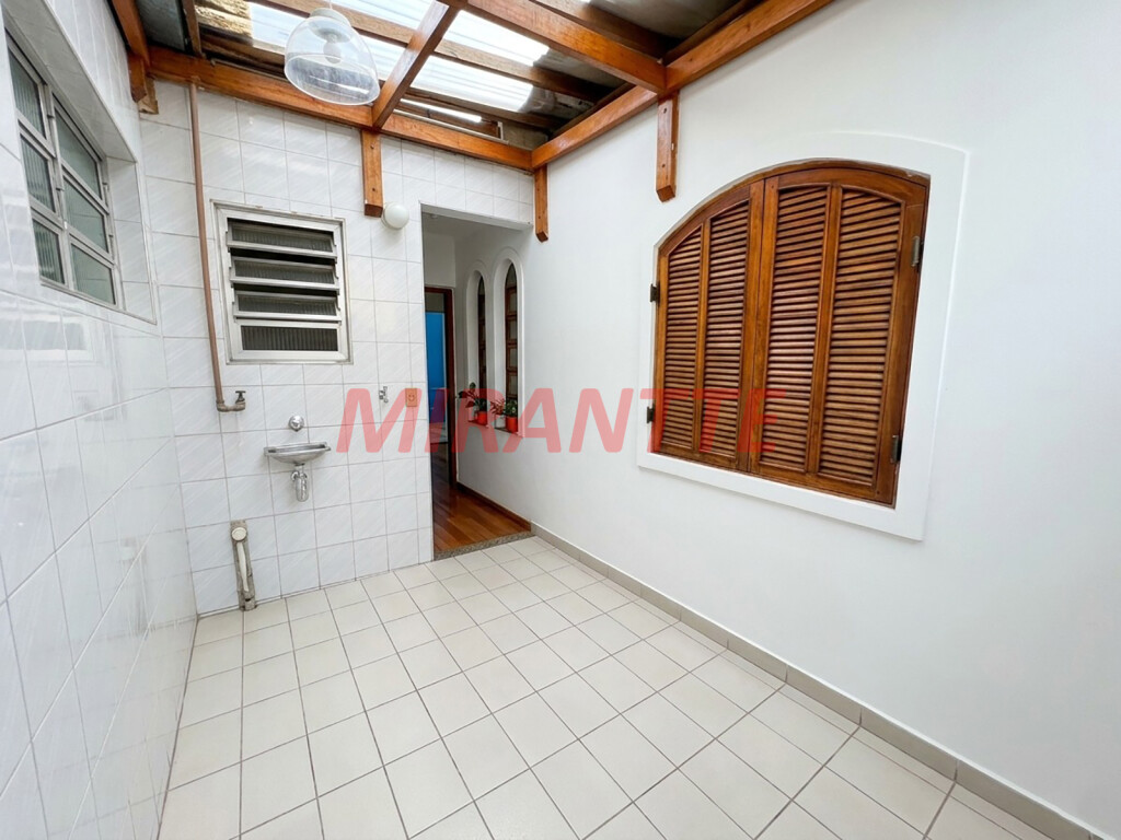 Sobrado de 138m² com 6 quartos em Parque Mandaqui