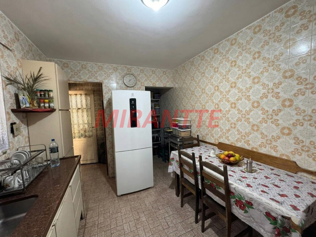 Sobrado de 138m² com 6 quartos em Parque Mandaqui