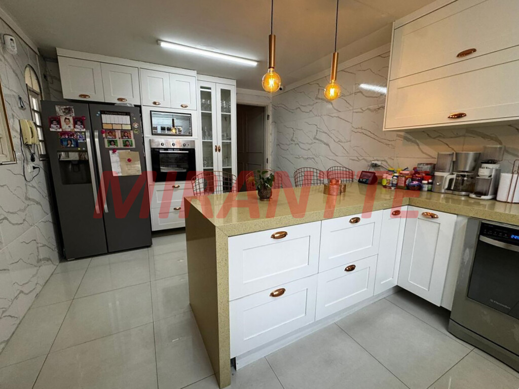 Sobrado de 140m² com 3 quartos em Imirim