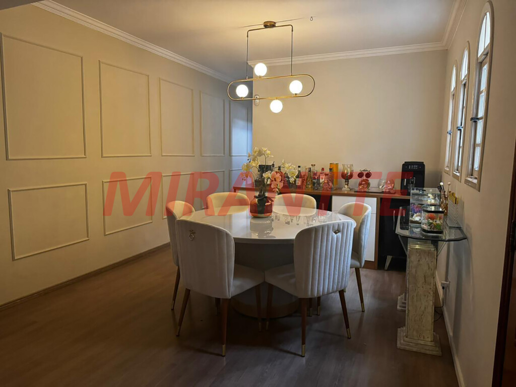 Sobrado de 140m² com 3 quartos em Imirim