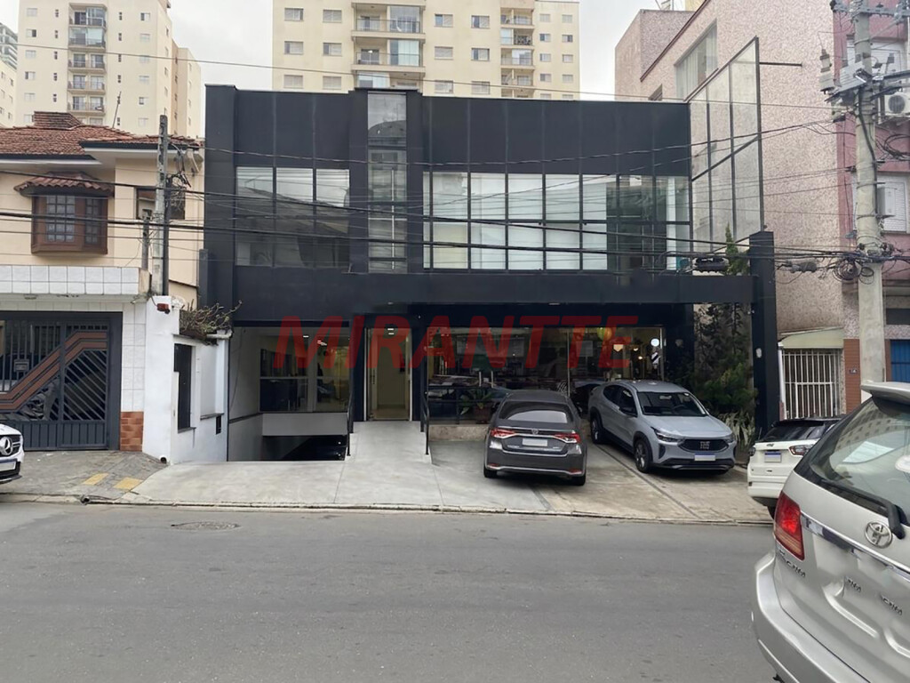 Comercial em Santa Teresinha