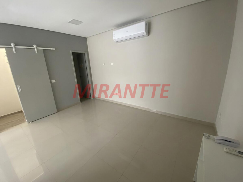 Comercial em Santa Teresinha