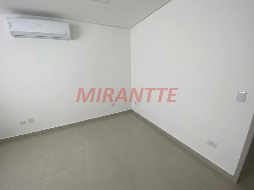 Comercial em Santa Teresinha