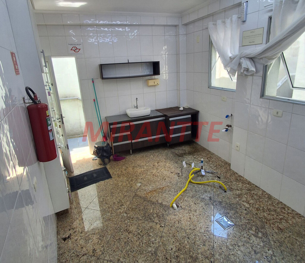 Comercial de 90m² em Santa Teresinha