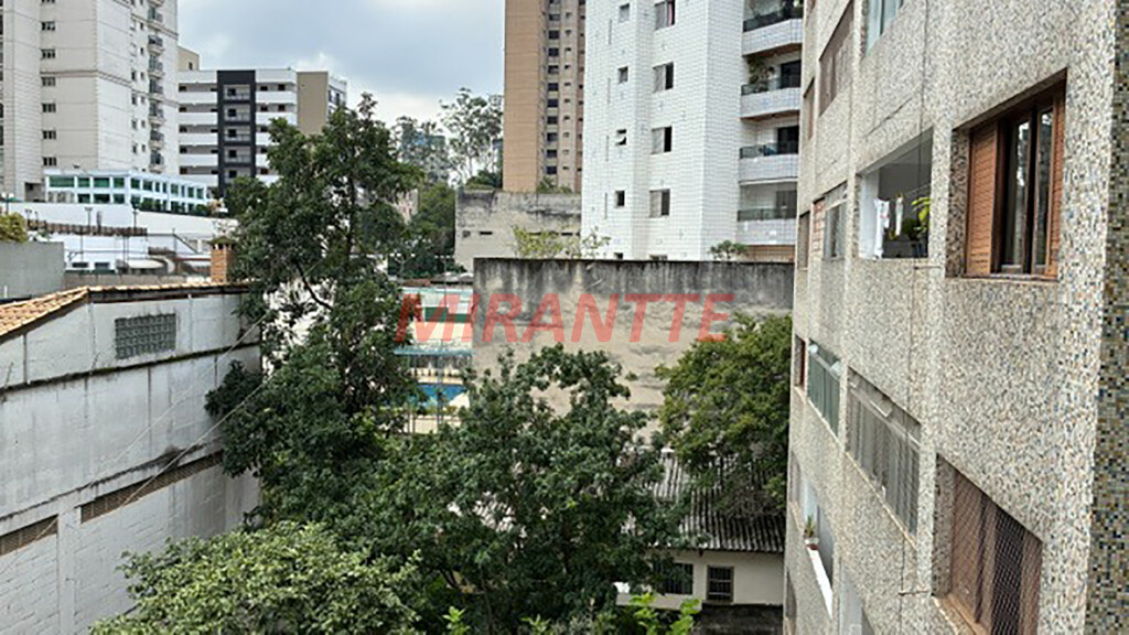 Apartamento de 95m² com 3 quartos em Água Fria
