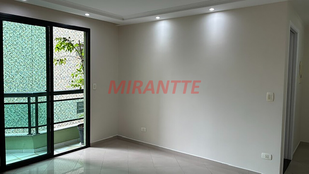 Apartamento de 95m² com 3 quartos em Água Fria