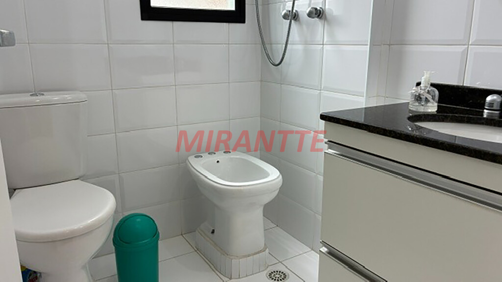 Apartamento de 95m² com 3 quartos em Água Fria