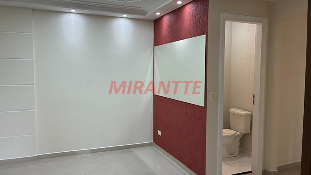 Apartamento de 95m² com 3 quartos em Água Fria