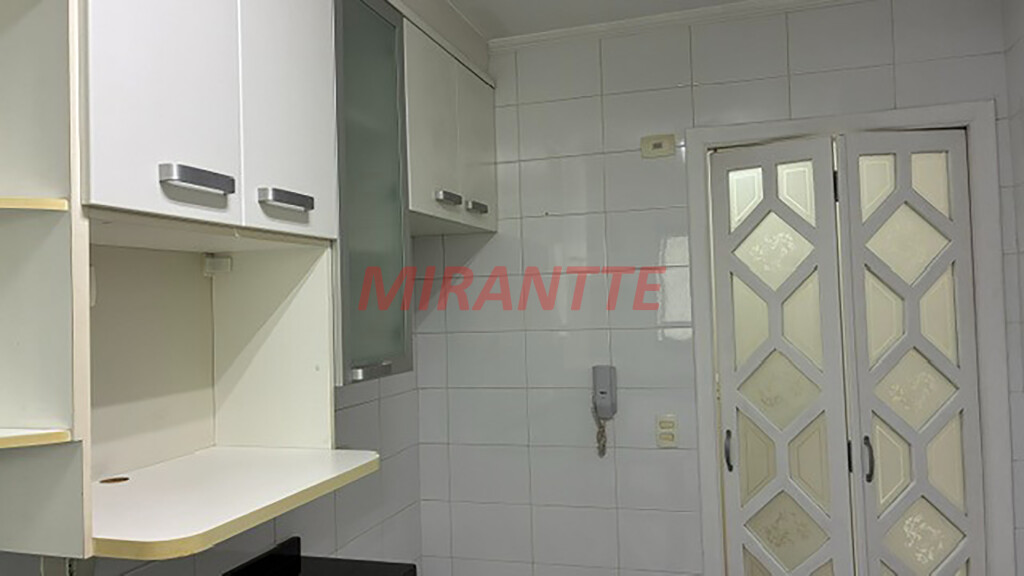 Apartamento de 95m² com 3 quartos em Água Fria