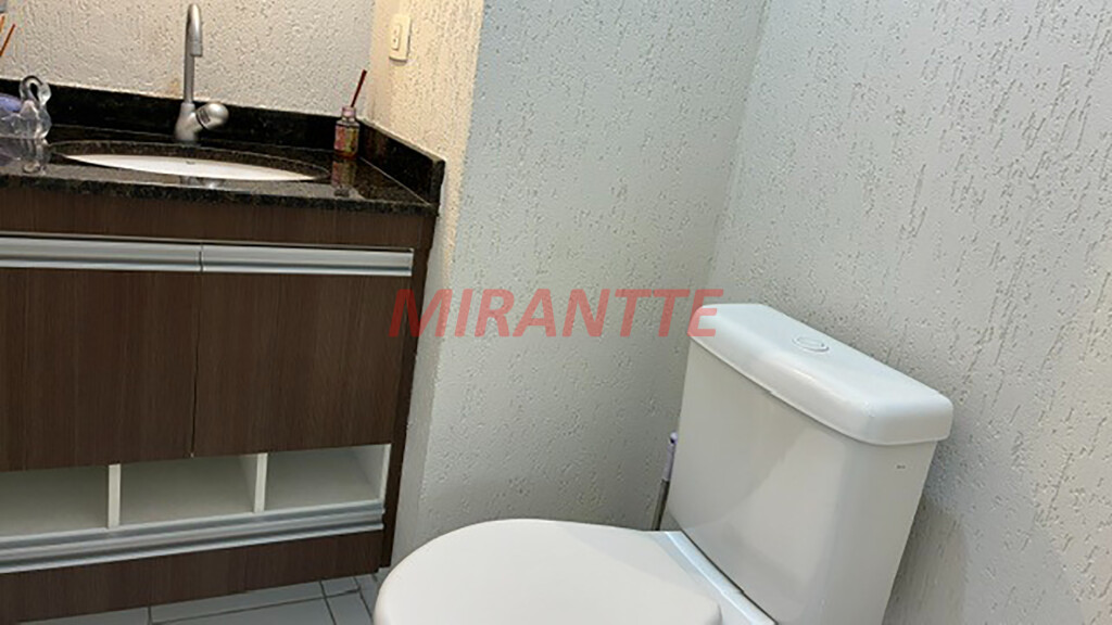 Apartamento de 95m² com 3 quartos em Água Fria