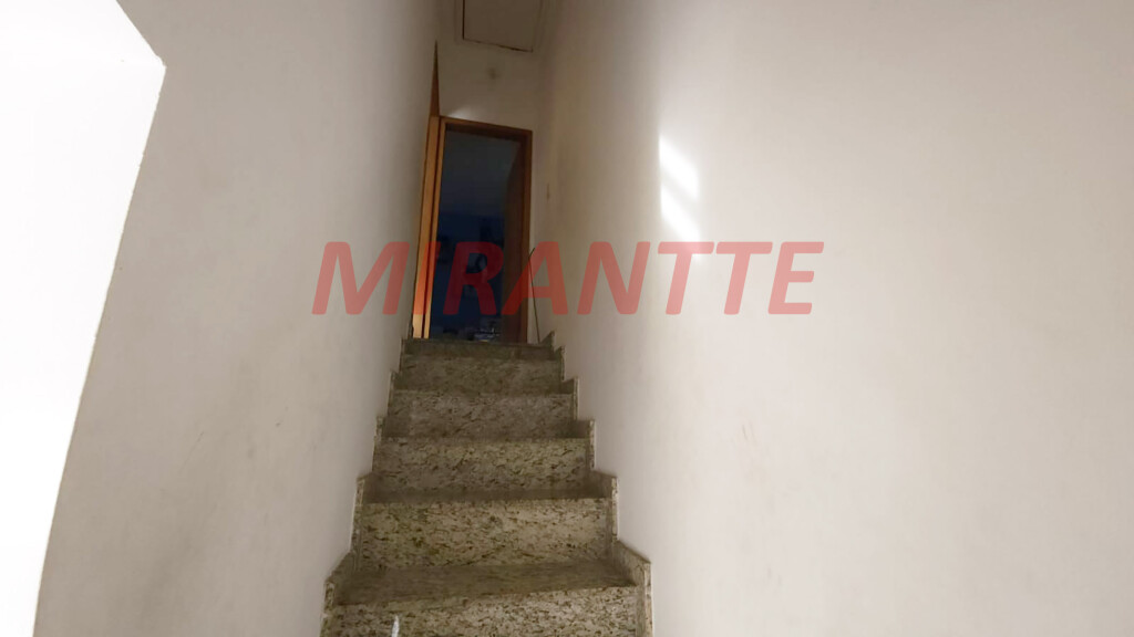 Cond. fechado de 60m² com 2 quartos em Jaçana