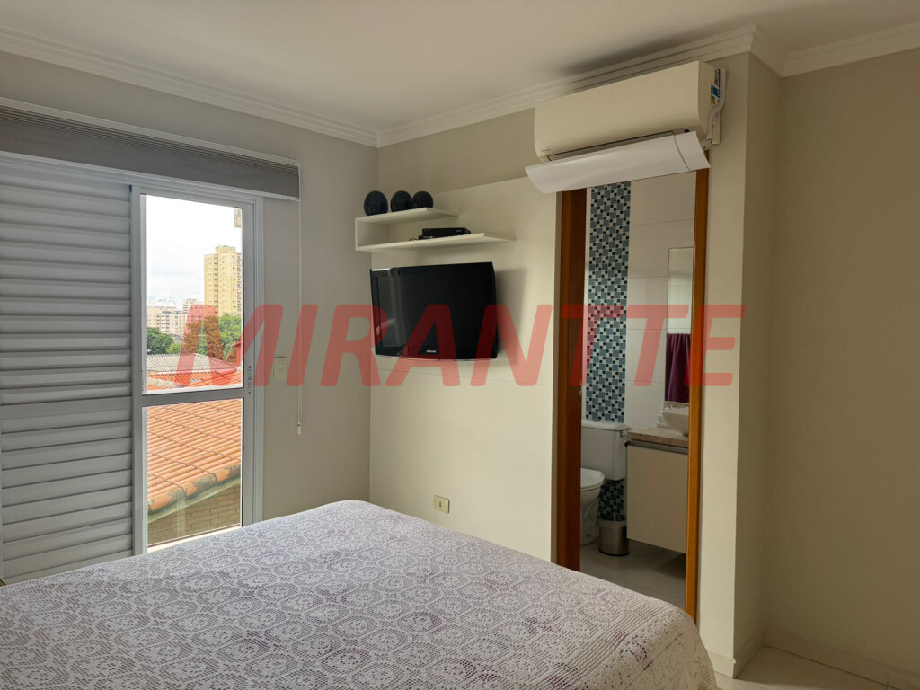 Cond. fechado de 100m² com 3 quartos em Santana