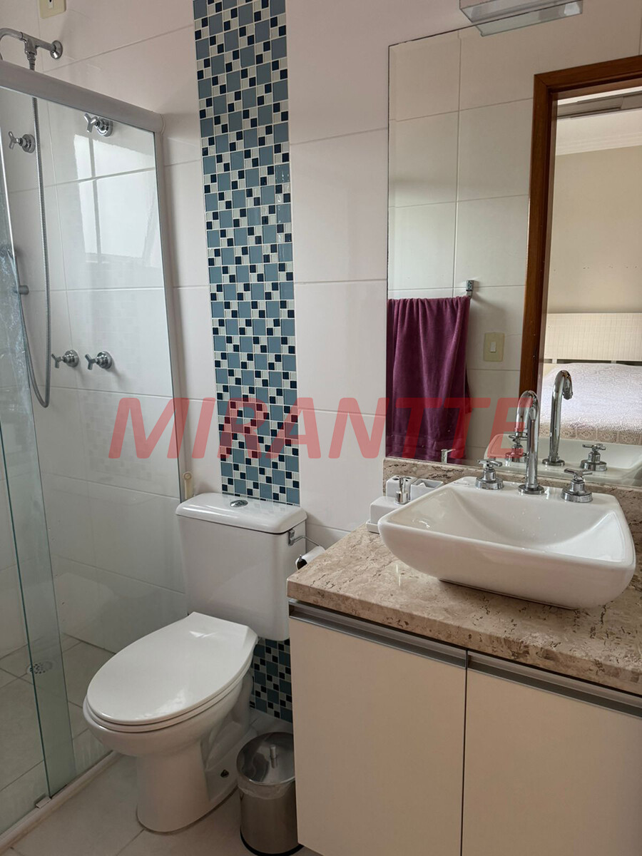 Cond. fechado de 100m² com 3 quartos em Santana