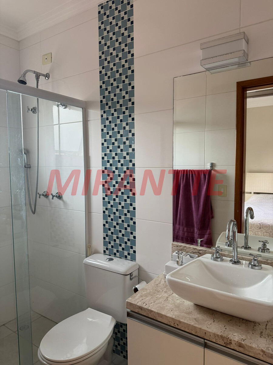 Cond. fechado de 100m² com 3 quartos em Santana