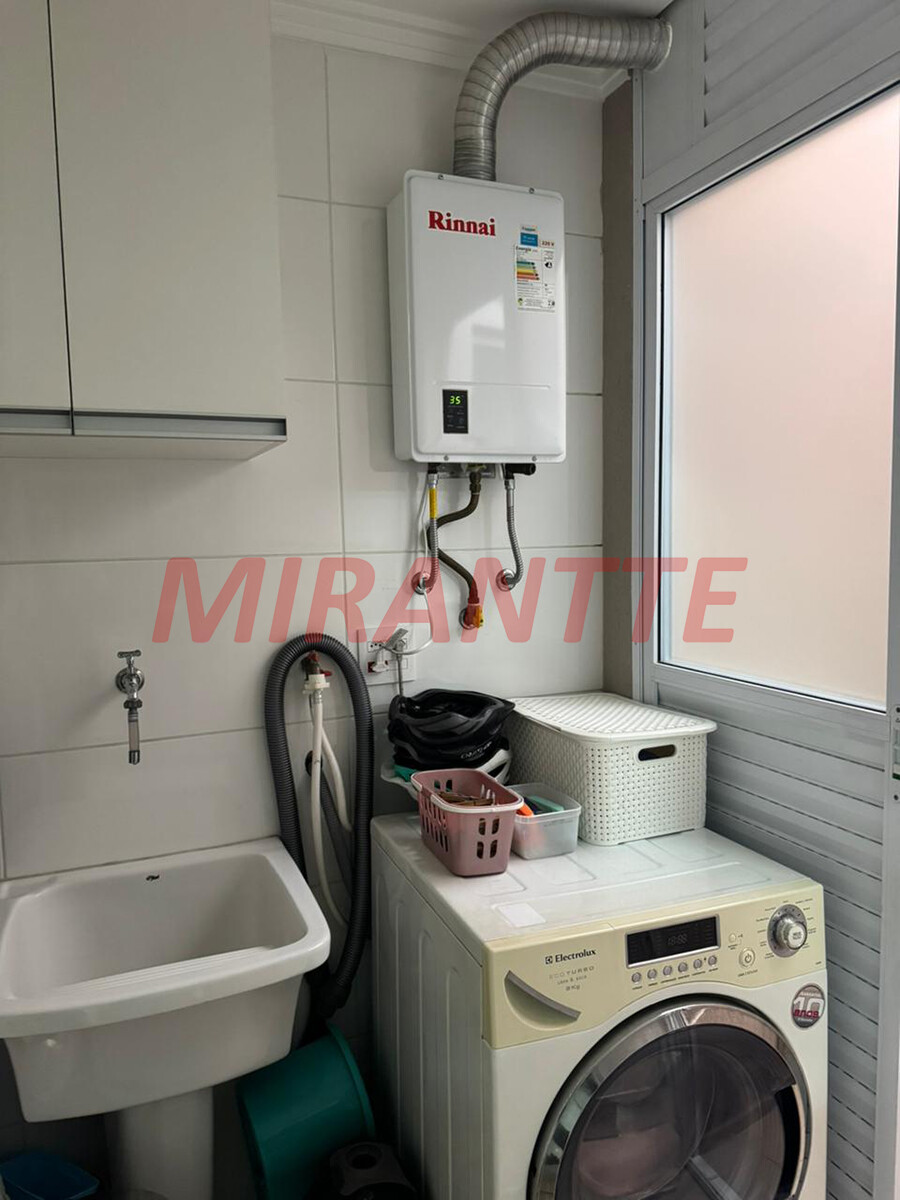 Cond. fechado de 100m² com 3 quartos em Santana