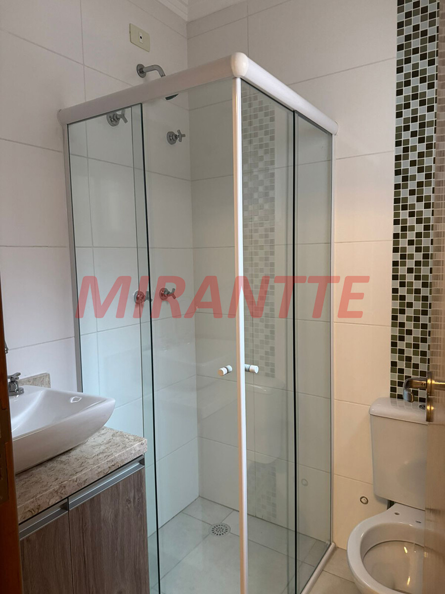 Cond. fechado de 100m² com 3 quartos em Santana
