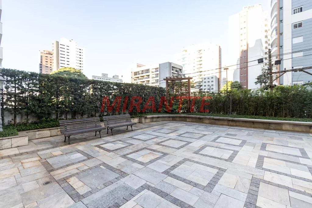 Apartamento de 120m² com 3 quartos em Perdizes