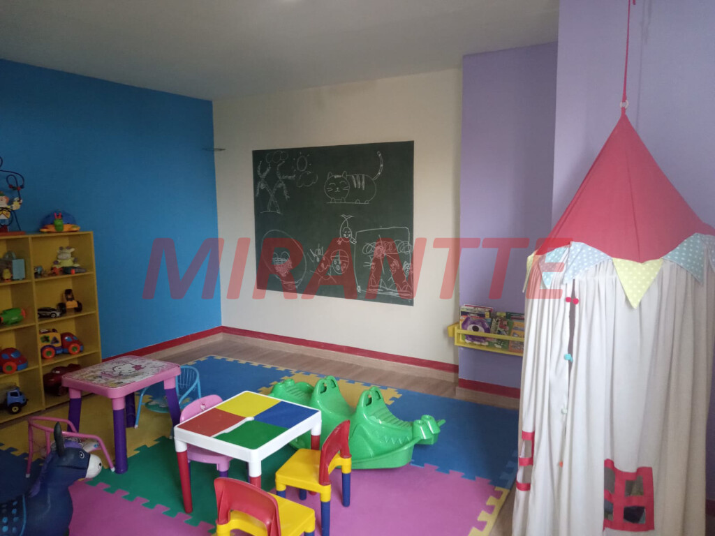 Apartamento de 55m² com 2 quartos em Vila Leonor