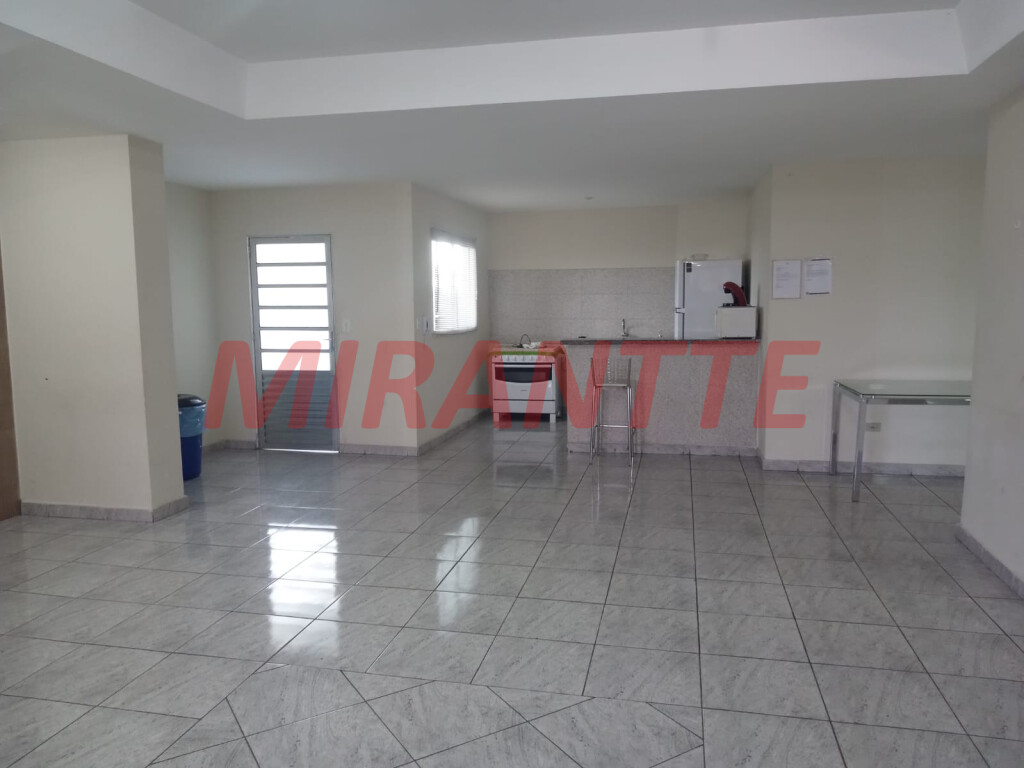 Apartamento de 55m² com 2 quartos em Vila Leonor