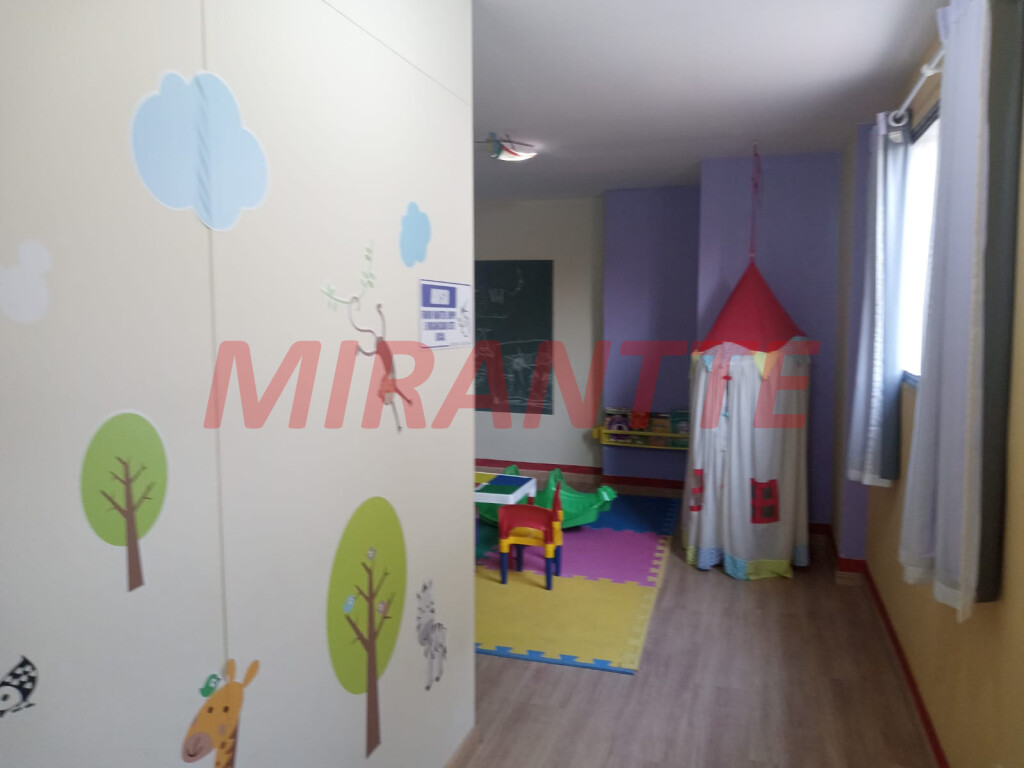 Apartamento de 55m² com 2 quartos em Vila Leonor