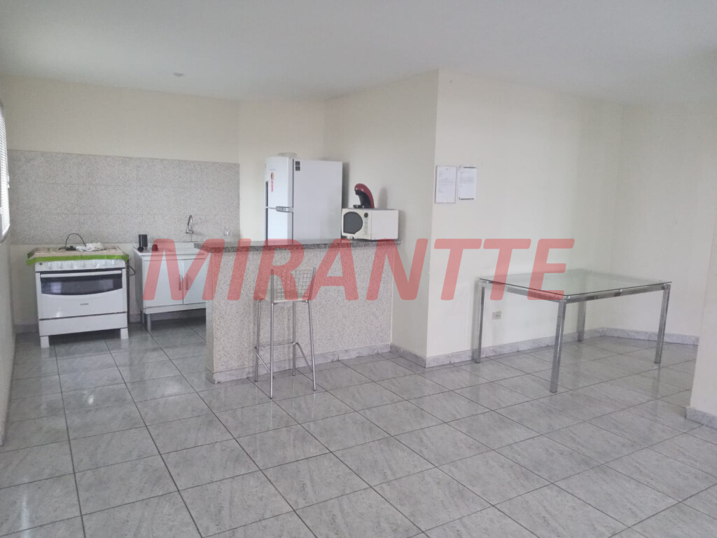 Apartamento de 55m² com 2 quartos em Vila Leonor