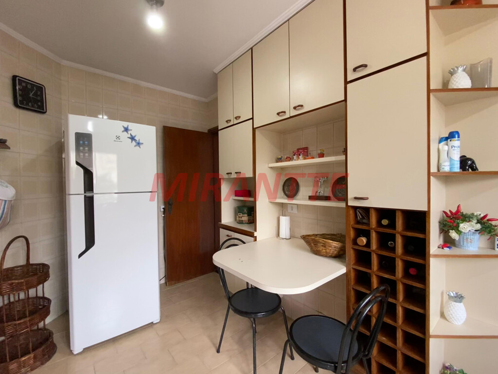 Apartamento de 117m² com 3 quartos em Pitangueiras