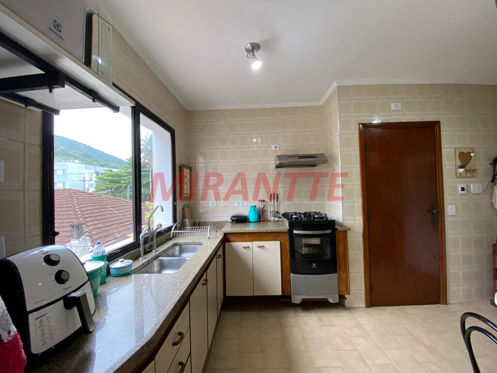 Apartamento de 117m² com 3 quartos em Pitangueiras