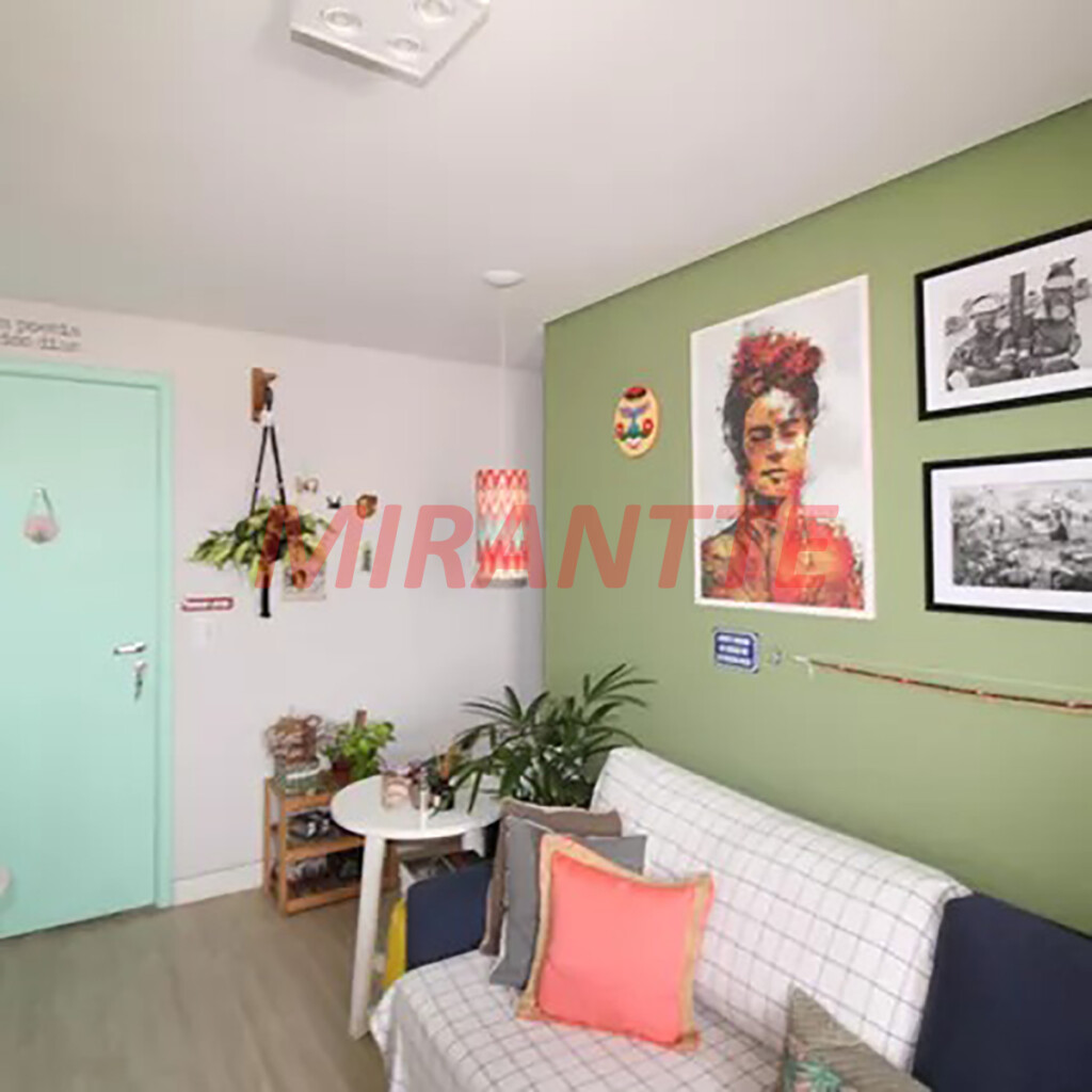 Apartamento de 47m² com 2 quartos em Vila Amalia