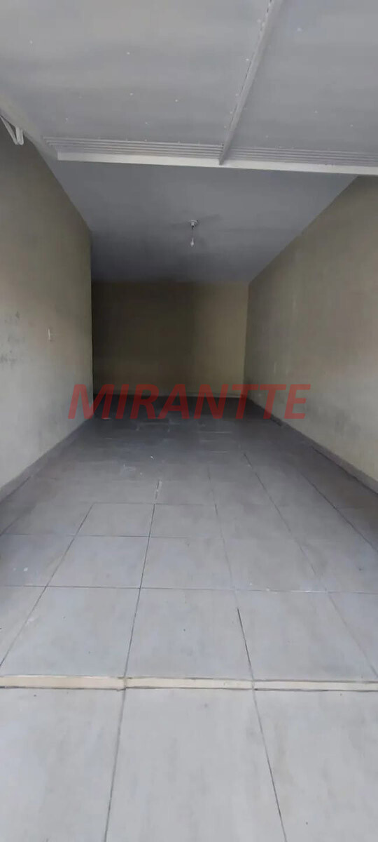 Sobrado de 122m² com 2 quartos em Vila Nivi