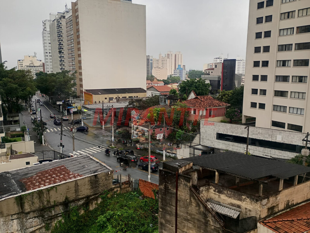 Apartamento de 72m² com 2 quartos em Santana