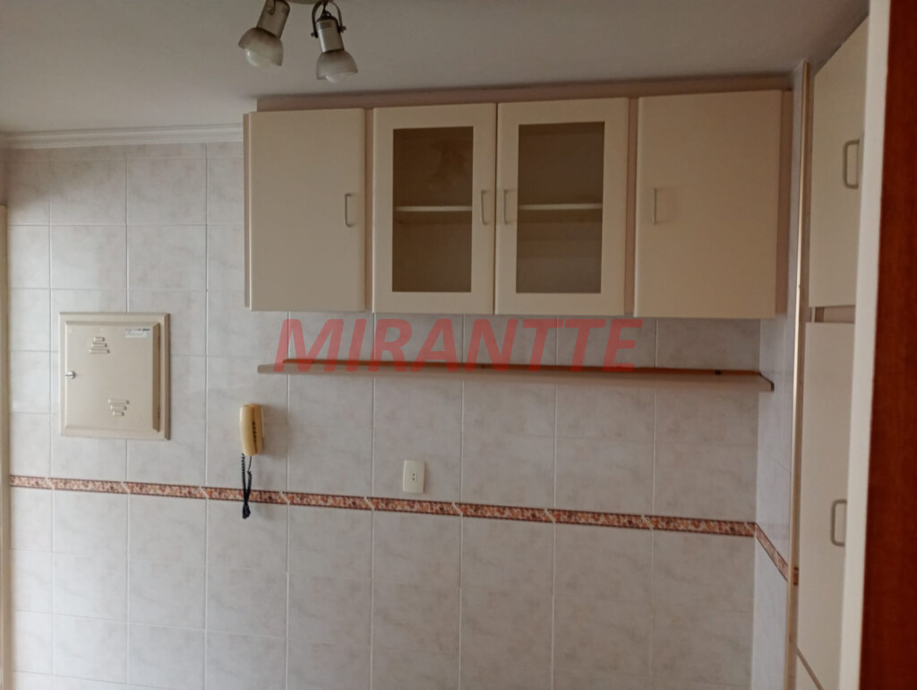Apartamento de 72m² com 2 quartos em Santana