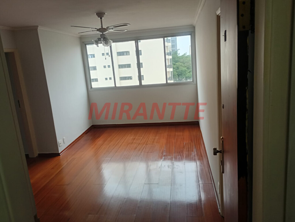 Apartamento de 72m² com 2 quartos em Santana