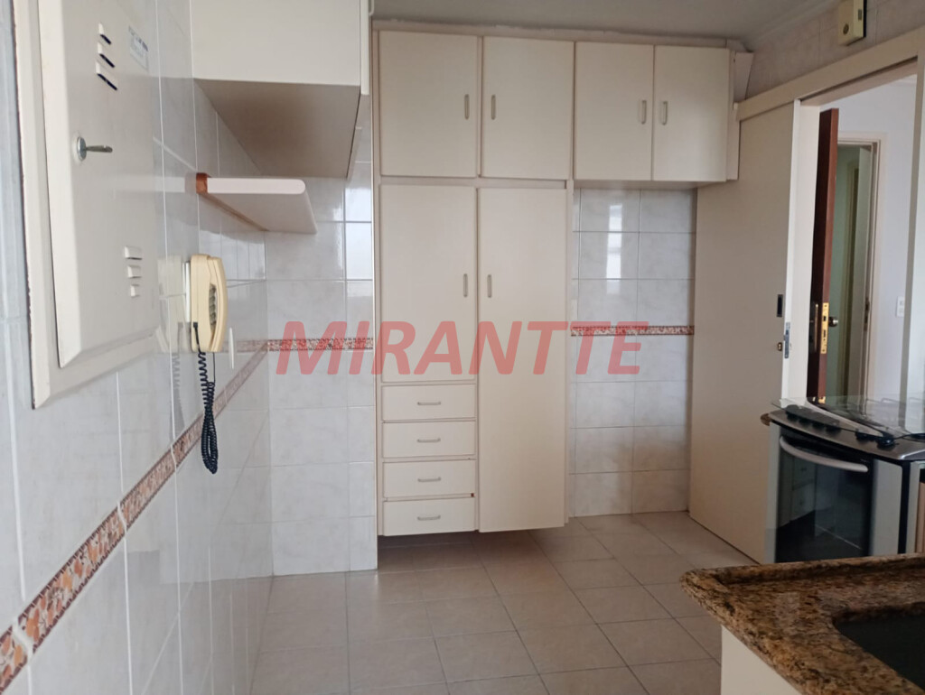 Apartamento de 72m² com 2 quartos em Santana