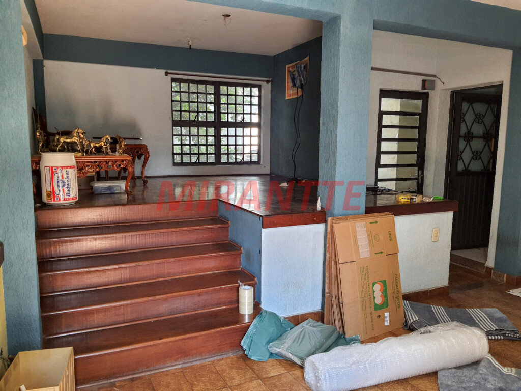 Casa terrea de 181m² com 3 quartos em Vila Romero