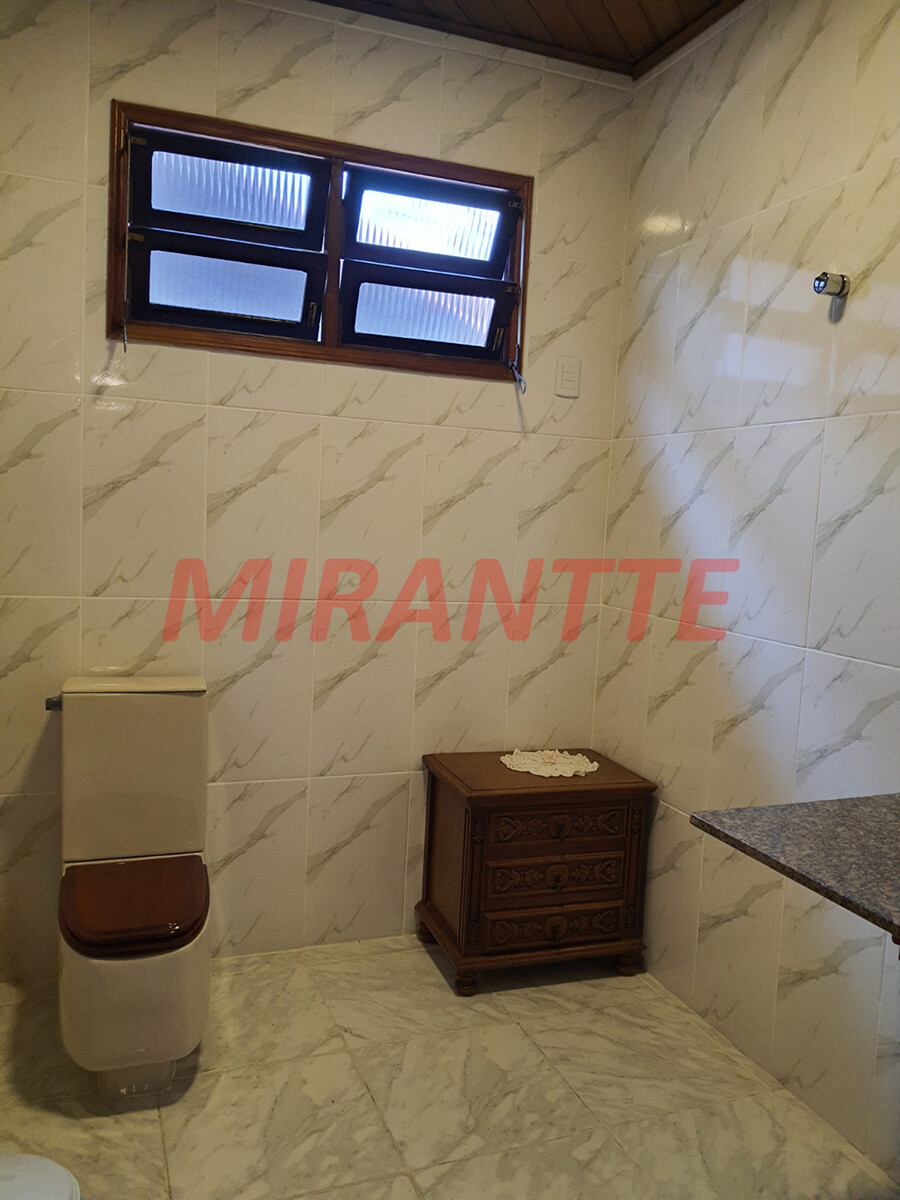 Casa terrea de 181m² com 3 quartos em Vila Romero