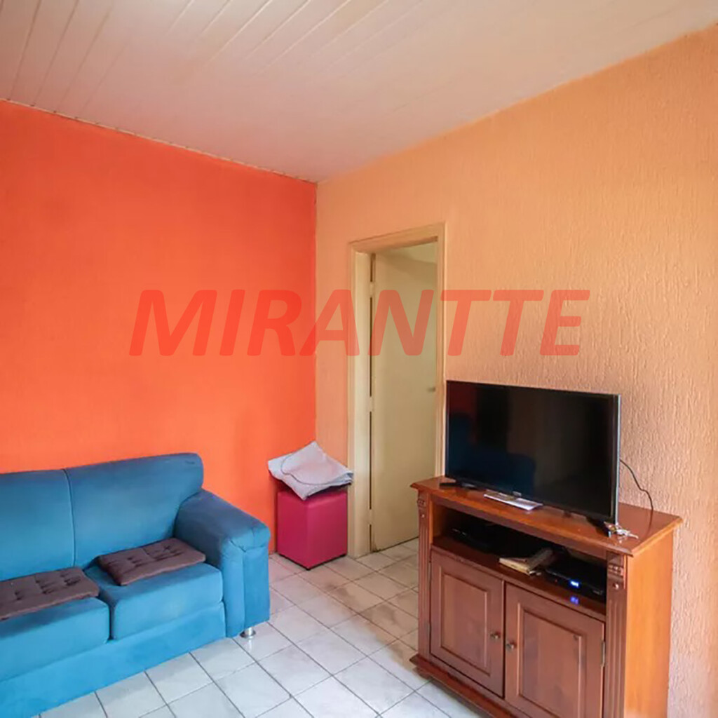 Casa terrea de 79m² com 3 quartos em Parada  Inglesa