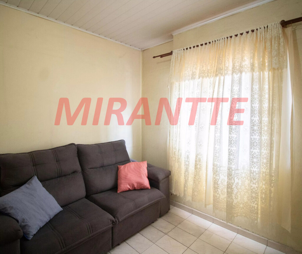 Casa terrea de 79m² com 3 quartos em Parada  Inglesa