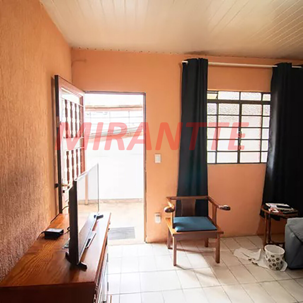 Casa terrea de 79m² com 3 quartos em Parada  Inglesa