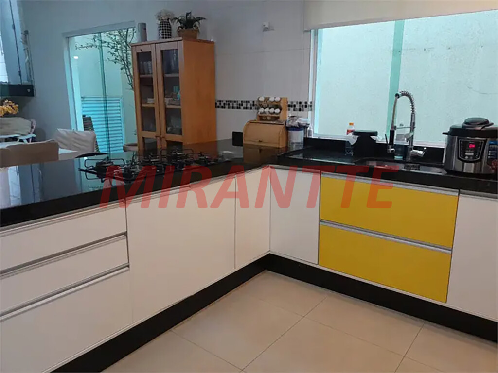 Sobrado de 120m² com 3 quartos em Vila Prado